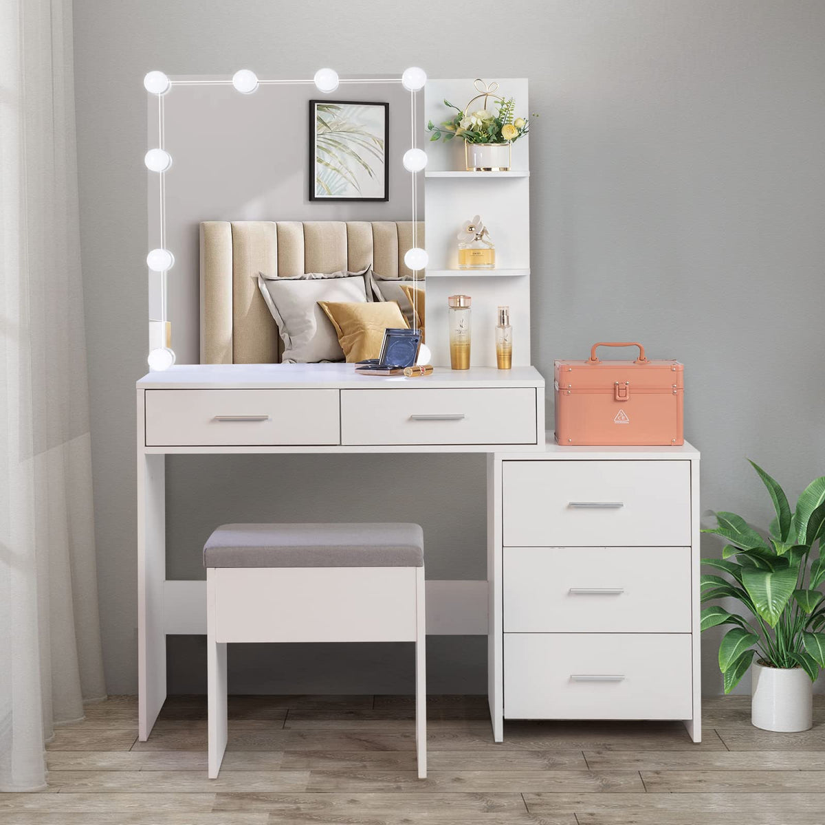 White Vanity Desk with Sliding Mirror Q236