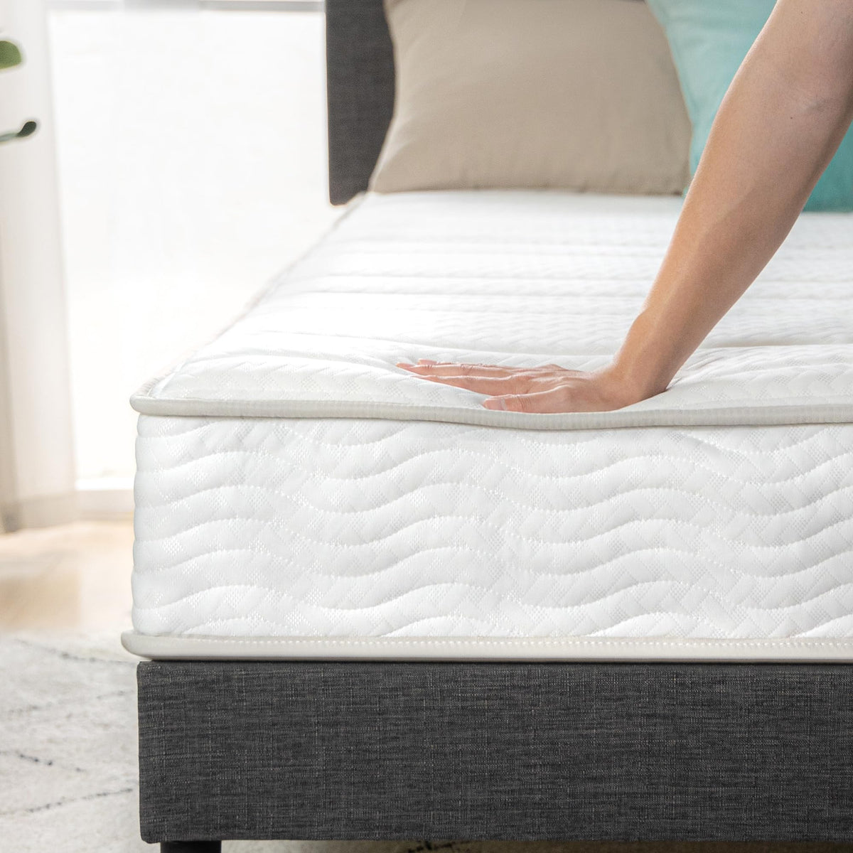8 Inch Full Foam and Spring Hybrid Mattress L14414